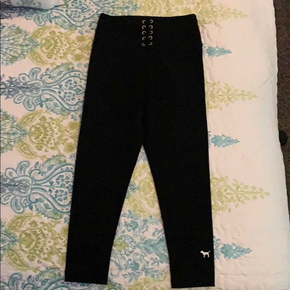 Victoria secrets Capri leggings SzS NWOT